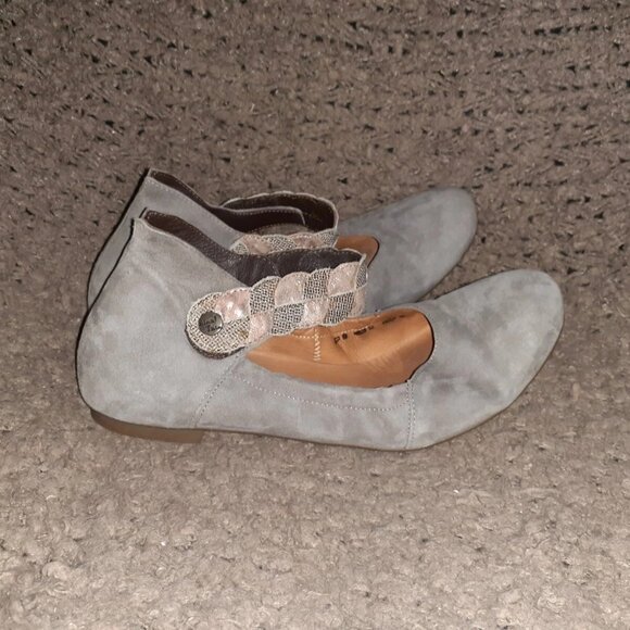 THINK! Gray Suede/Copper & Silver Hook/Loop Fastening-Ballet Mary Janes-Sz 41-EX - Picture 4 of 7
